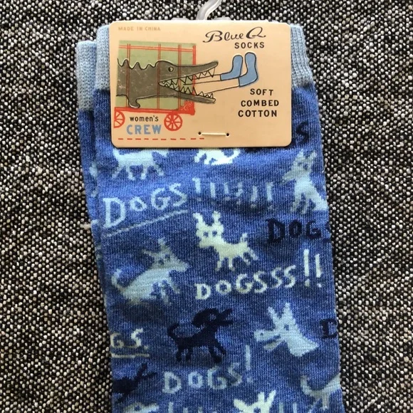 DONATED to UCB Silent Auction NWT Blue Q DOGS! Womens Crew Socks - Picture 3 of 5